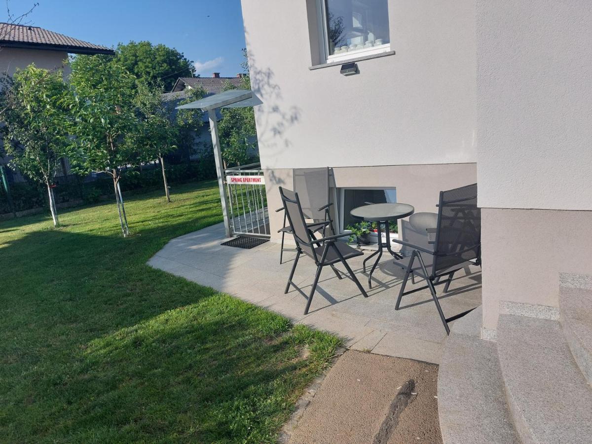 Appartamento Spring Apt With Garden And Free Secure Parking Domžale Esterno foto